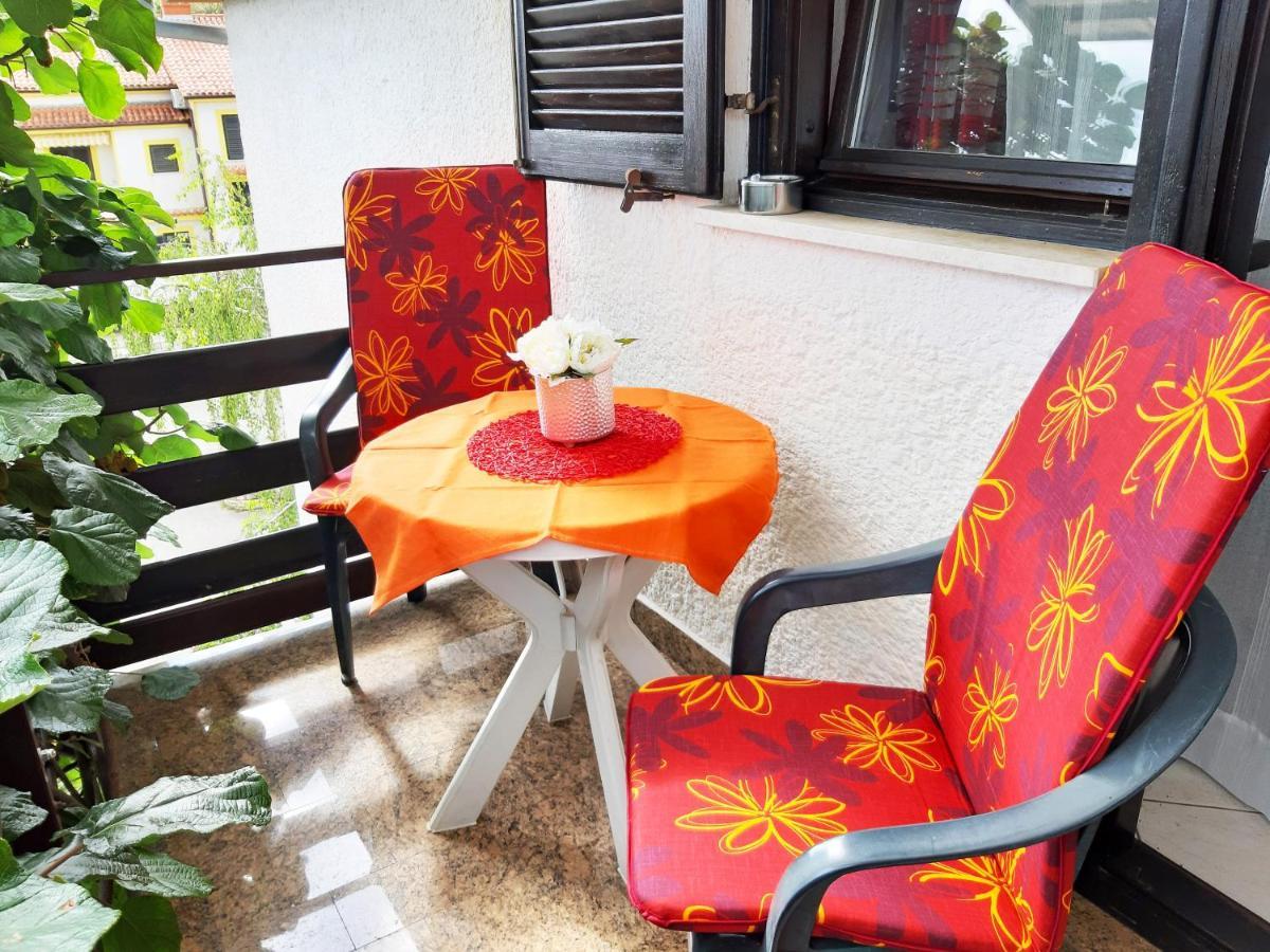 Apartments Zrinka 793 Porec Luaran gambar