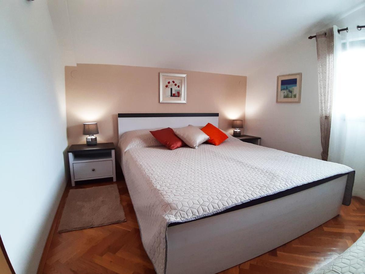 Apartments Zrinka 793 Porec Luaran gambar